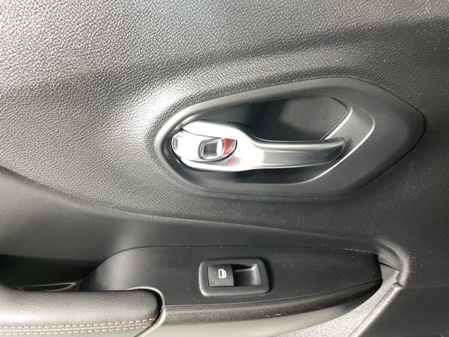 2021 Jeep Cherokee Trailhawk photo 30
