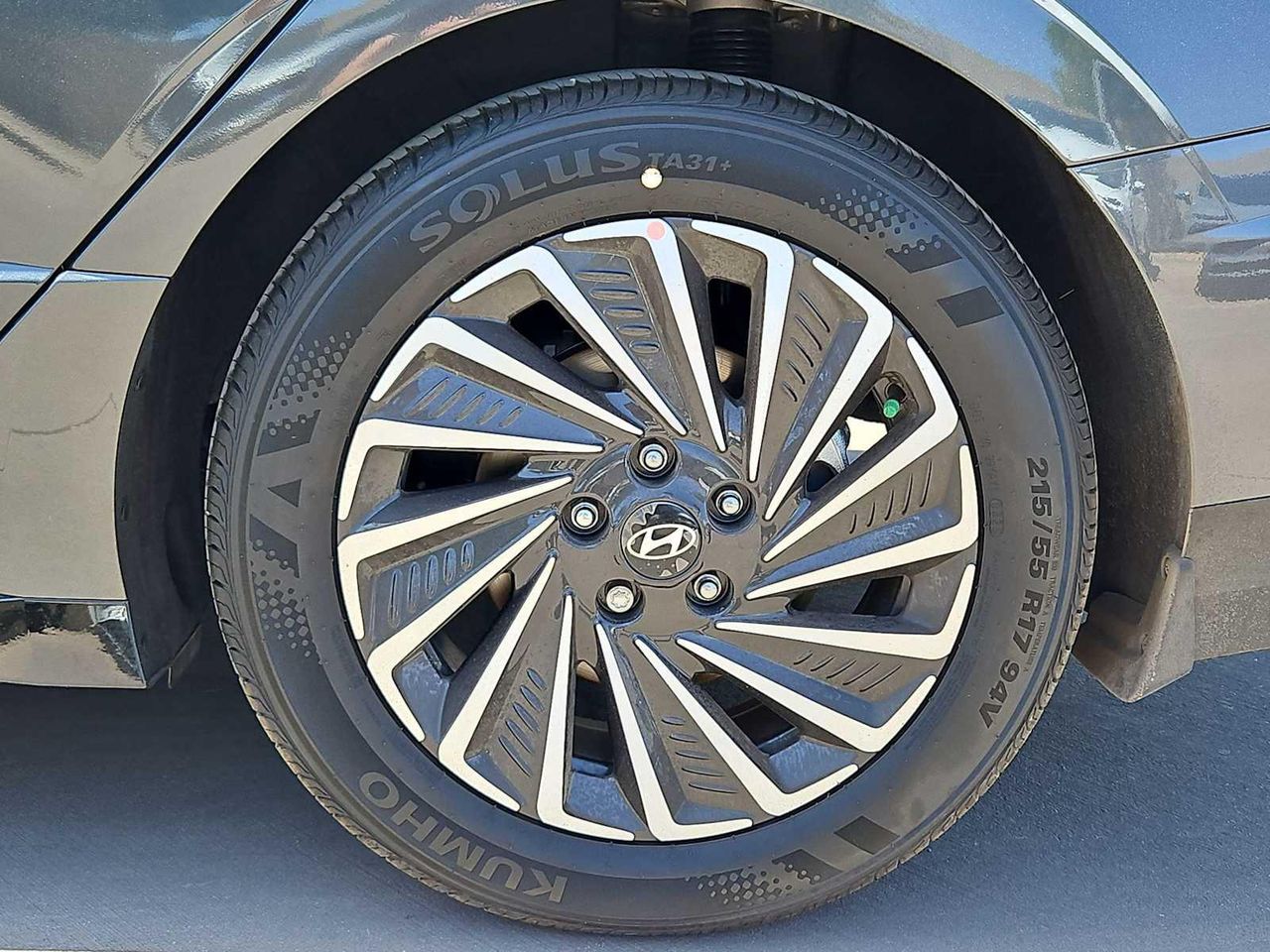 2025 Hyundai Sonata Hybrid Limited photo 13