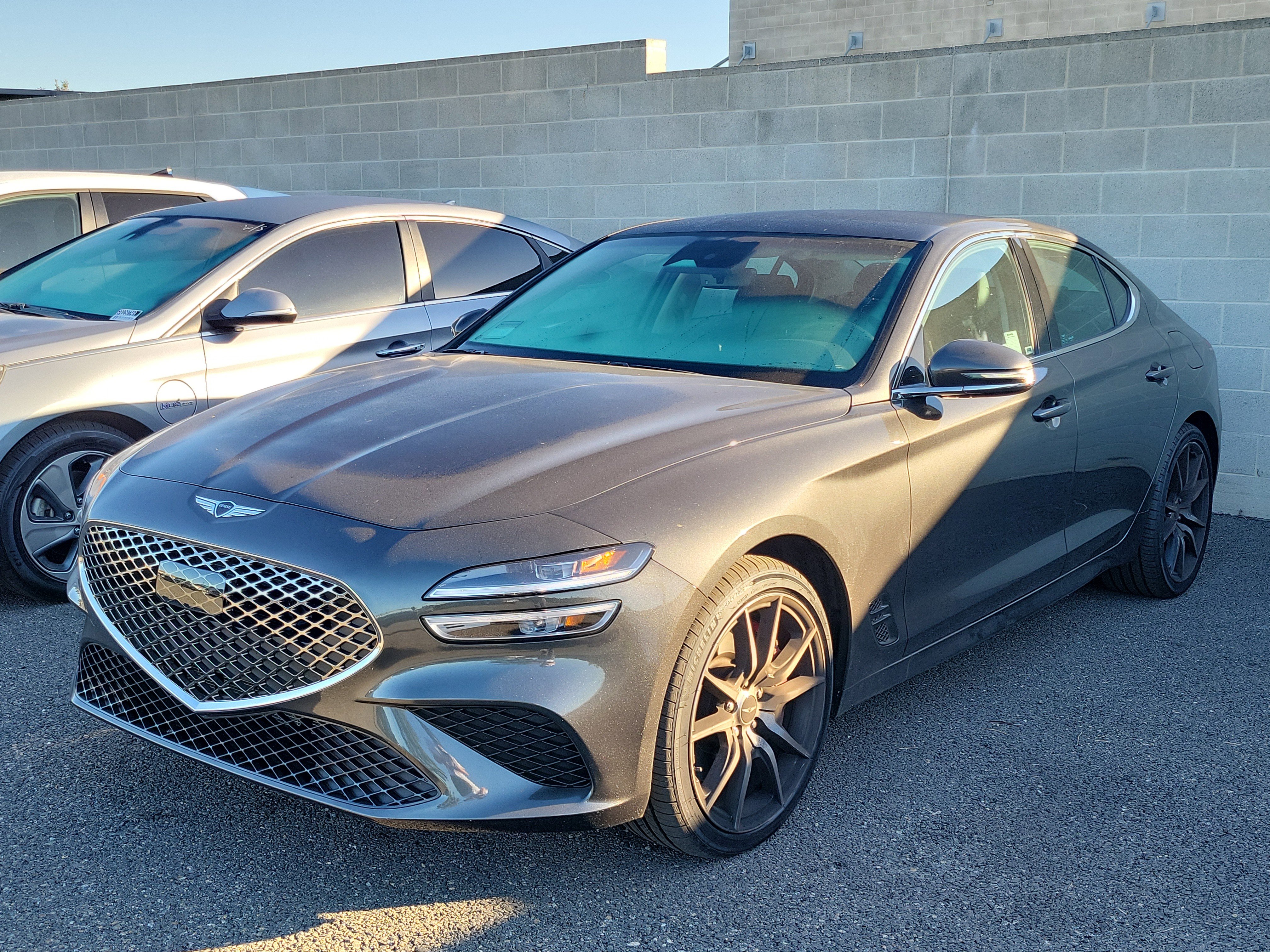 2025 GENESIS G70 Standard's photo