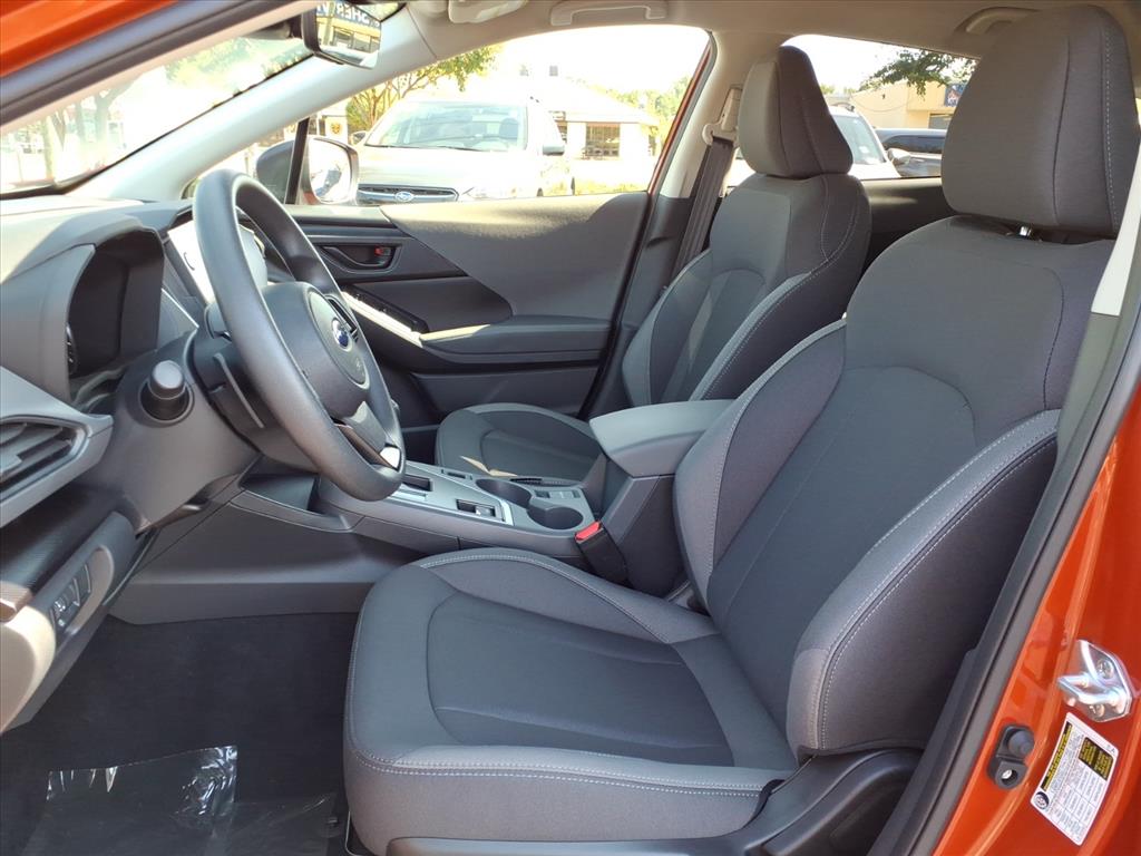 2025 Subaru Crosstrek Premium photo 3