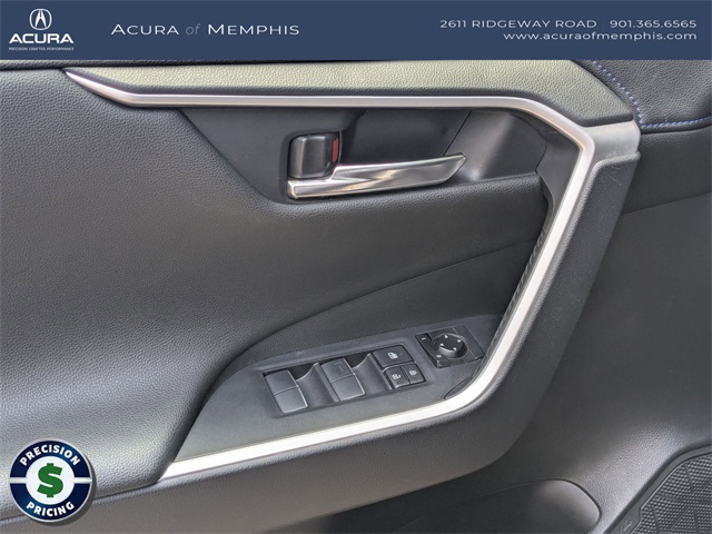2021 Toyota RAV4 Hybrid XSE photo 22
