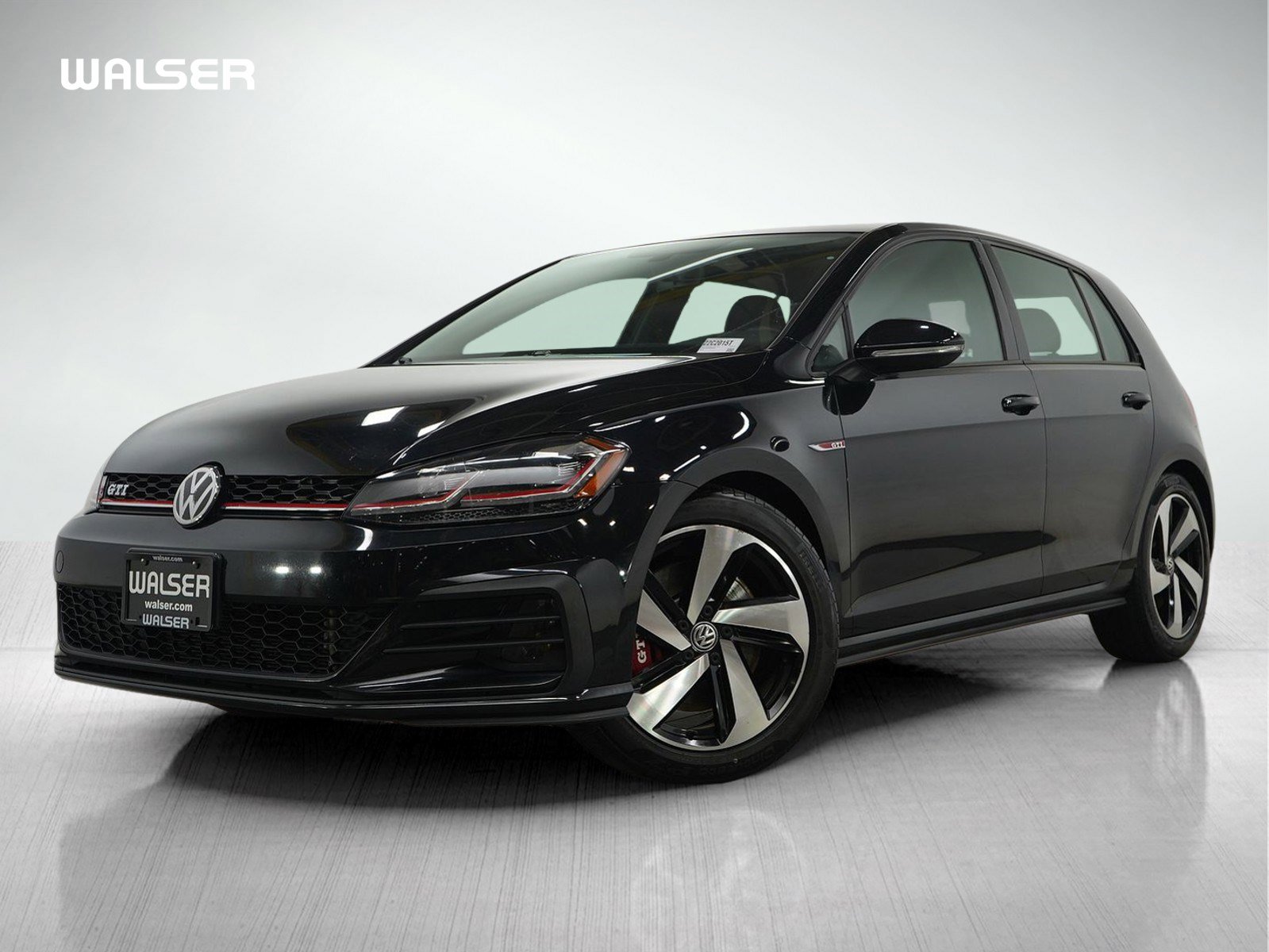 2018 Volkswagen Golf GTI SE's photo