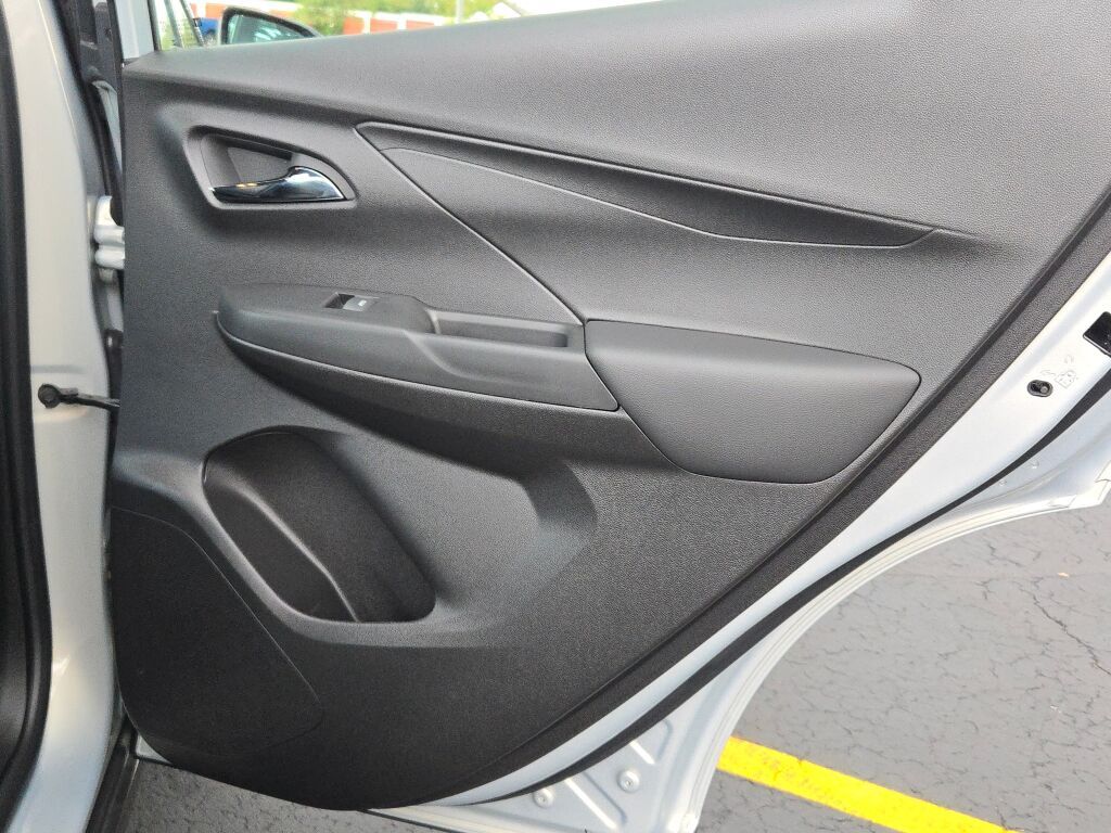 2023 Chevrolet Bolt EV 2LT photo 10