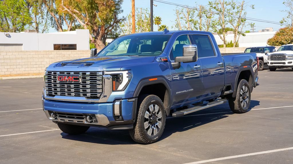 2025 Gmc Sierra 2500 HD Denali photo 3