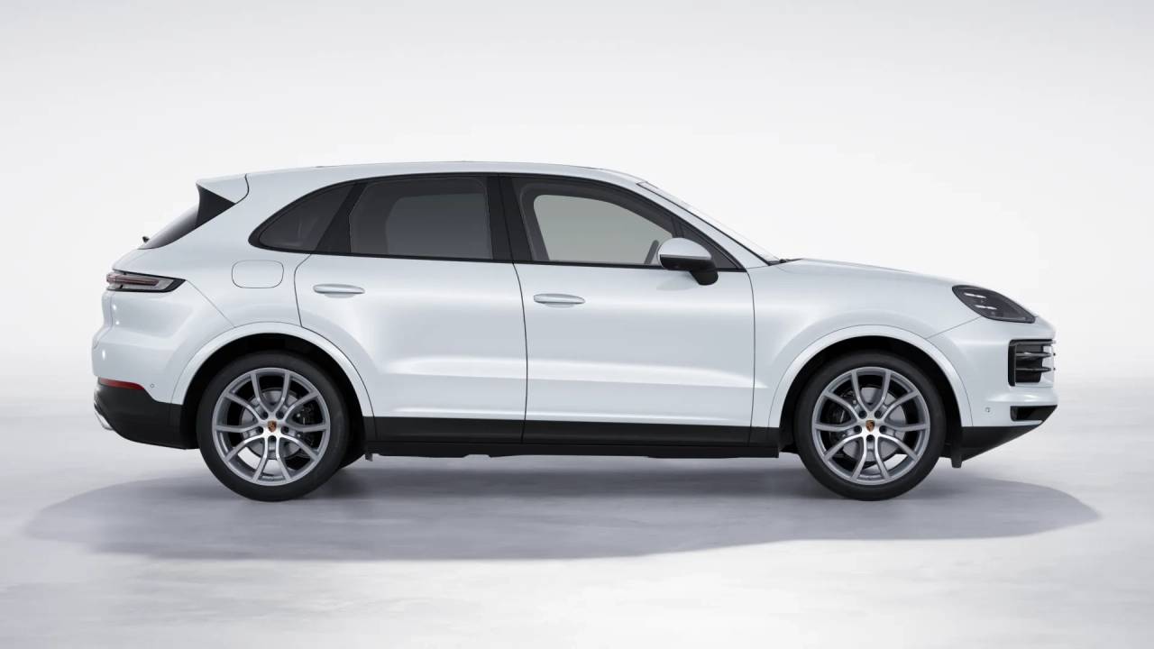 2026 Porsche Cayenne photo 6