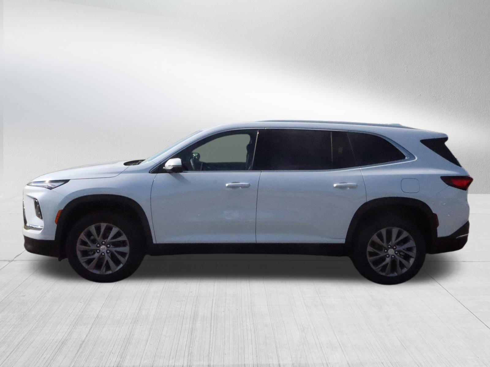 2026 Buick Enclave Preferred photo 4