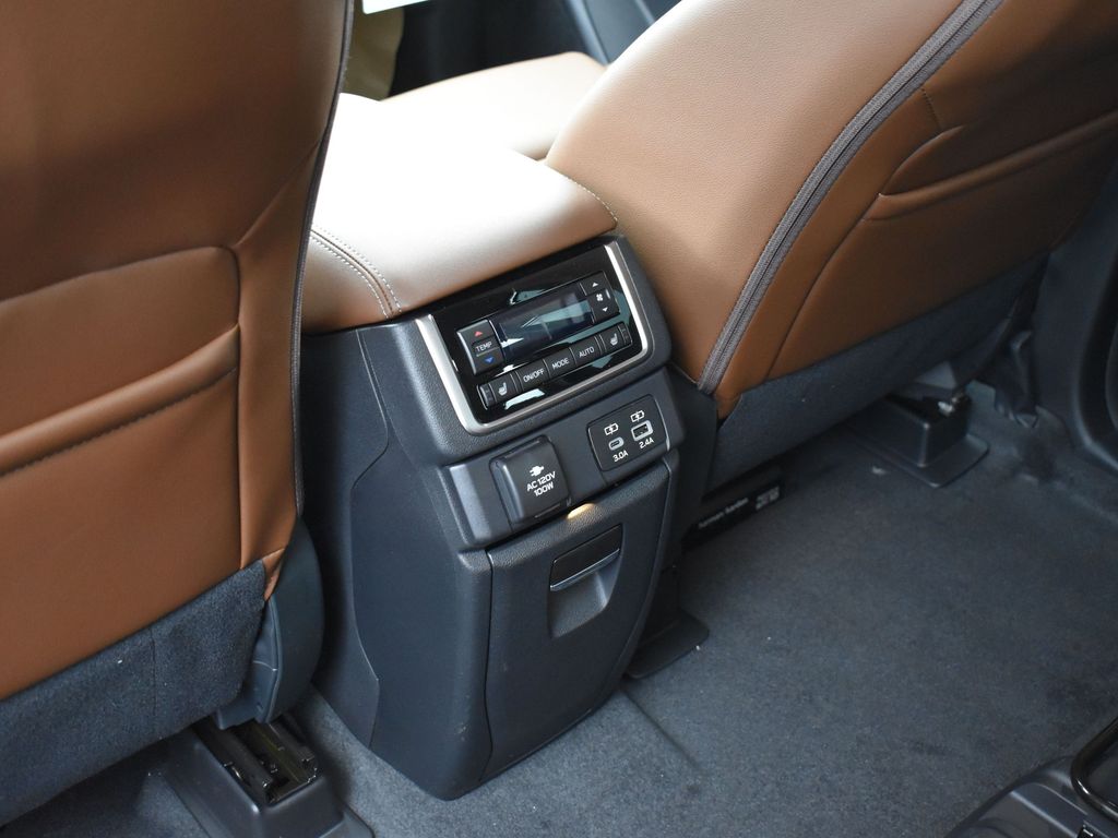 2025 Subaru Ascent Touring photo 20