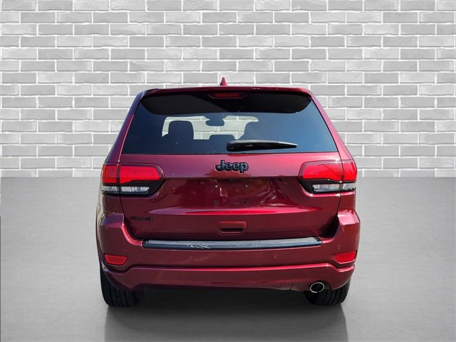 2018 Jeep Grand Cherokee Altitude photo 3
