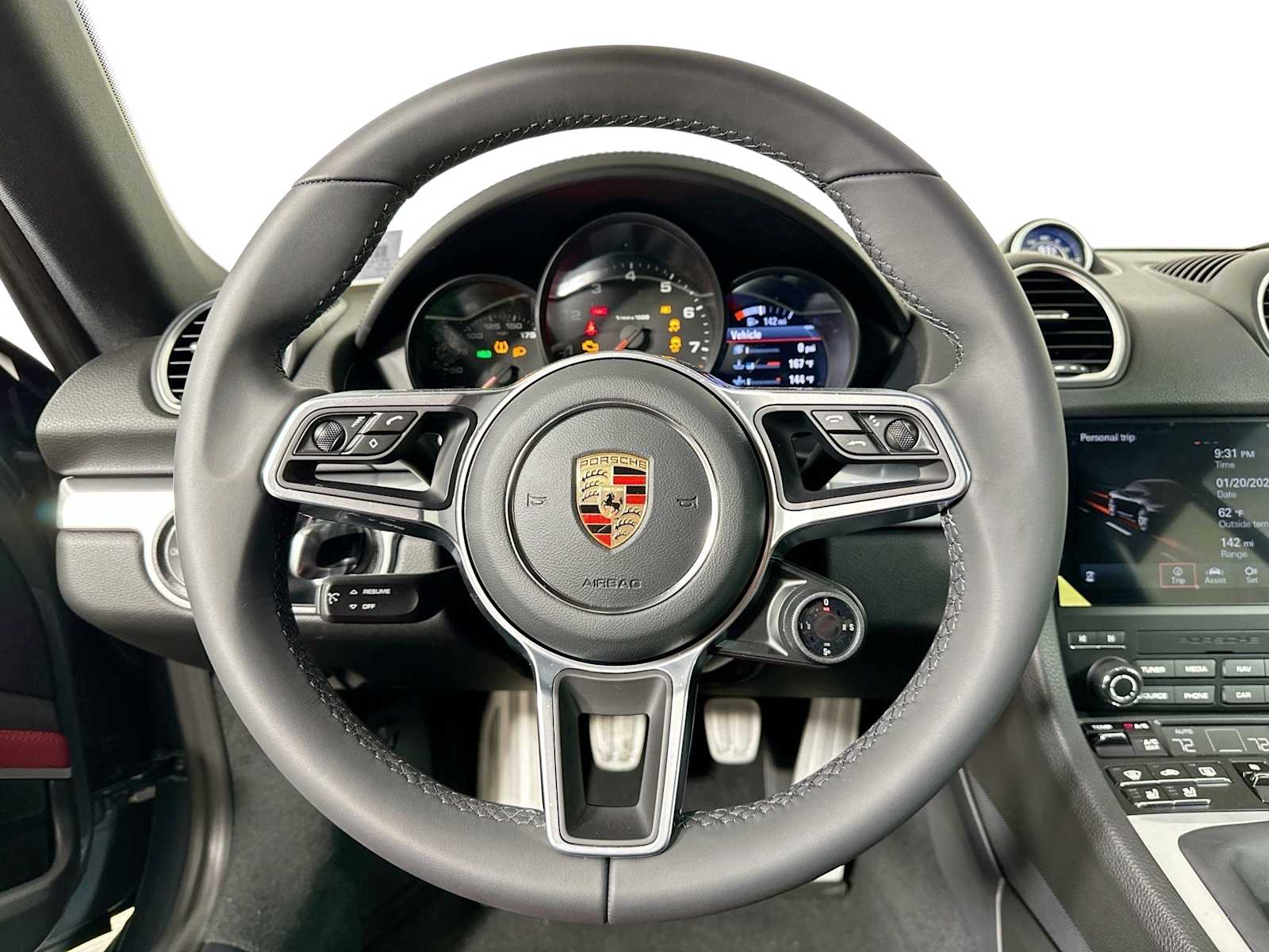 2025 Porsche Cayman photo 12