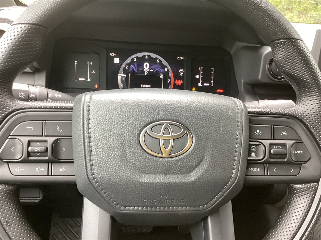 2025 Toyota Tacoma SR5 4x4 Double Cab Long Bed photo 21