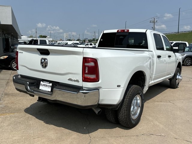 2024 Ram 3500 photo 3