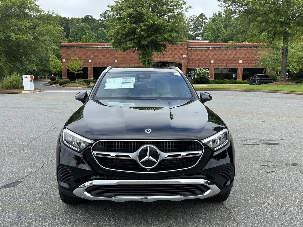 2025 Mercedes Benz GLC 350e 4MATIC photo 3