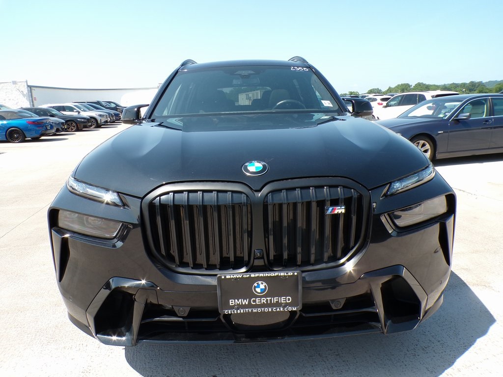 2025 Bmw X7 M60i photo 2