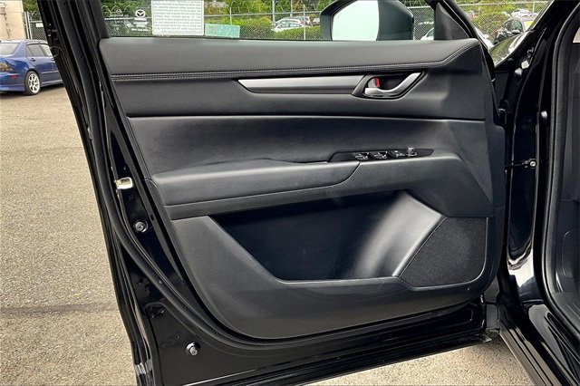 2025 Mazda CX-5 Preferred photo 20
