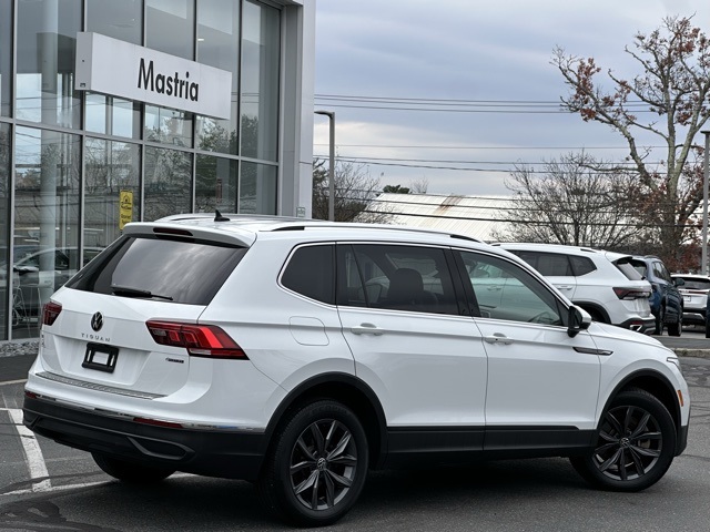2022 Volkswagen Tiguan SE photo 4