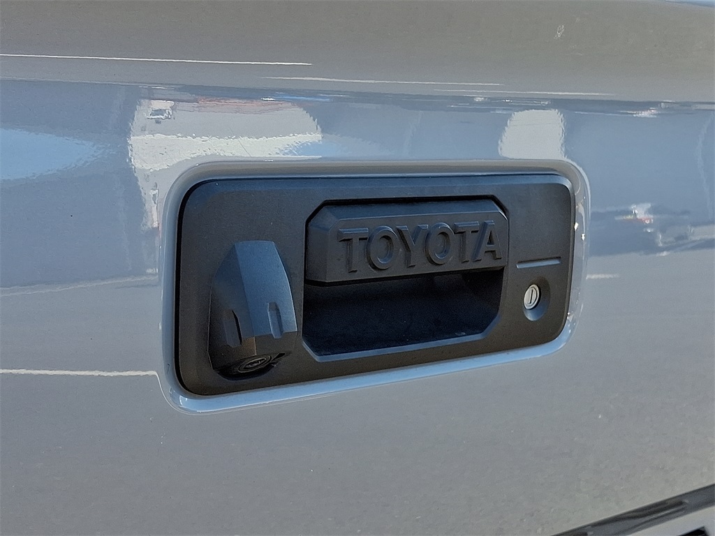 2021 Toyota Tacoma TRD Sport photo 29