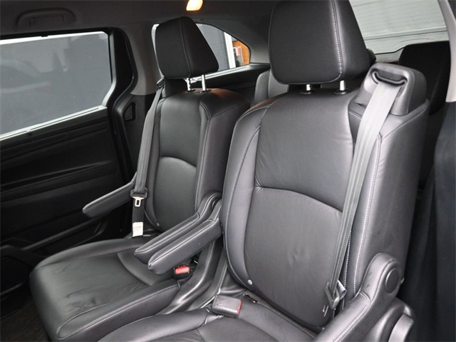 2023 Honda Odyssey Touring photo 11