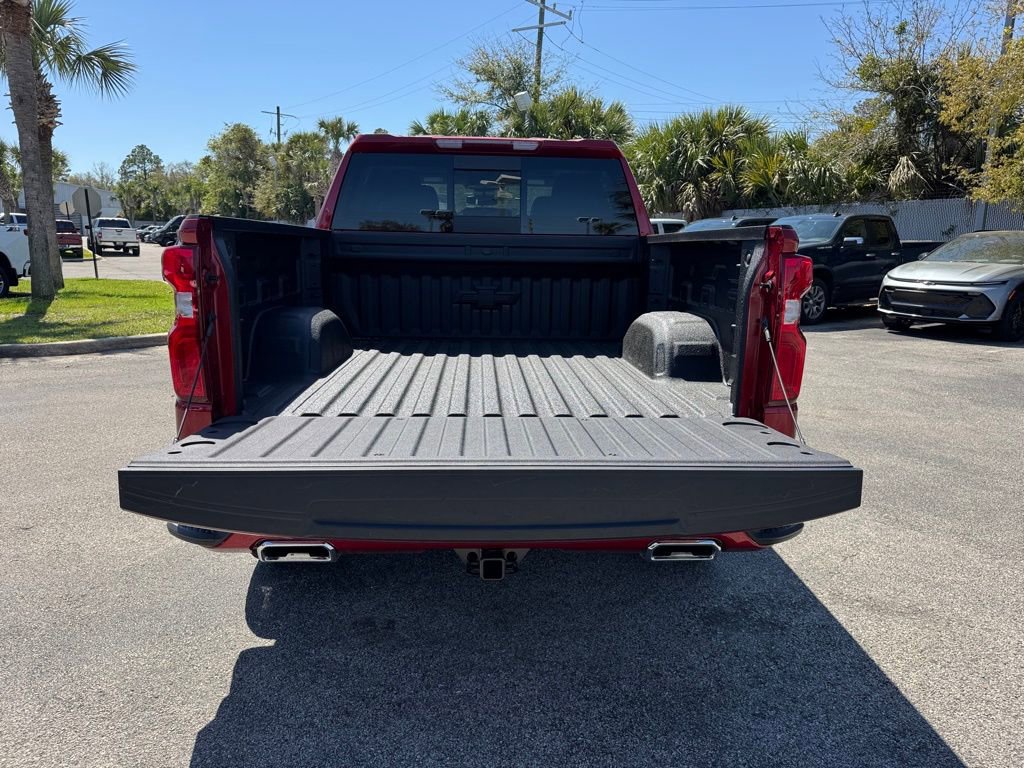 2025 Chevrolet Silverado 1500 RST photo 10