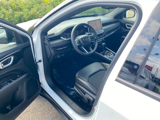 2022 Jeep Compass Altitude photo 12