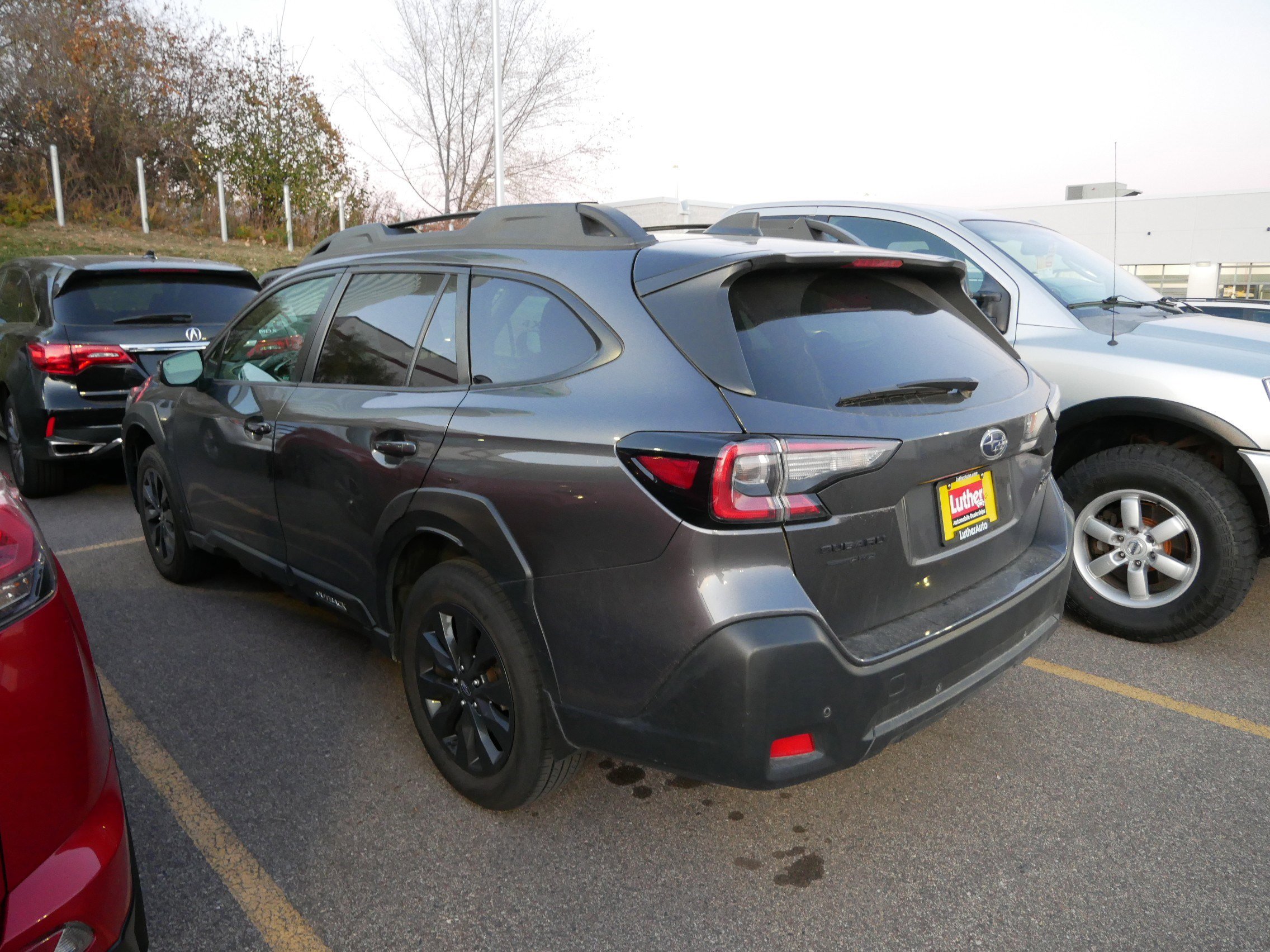 2023 Subaru Outback Onyx Edition photo 4