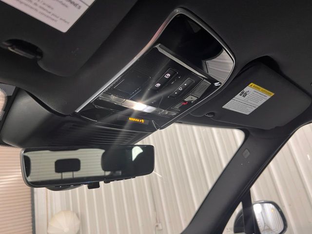 2024 Land Rover Range Rover SE photo 26
