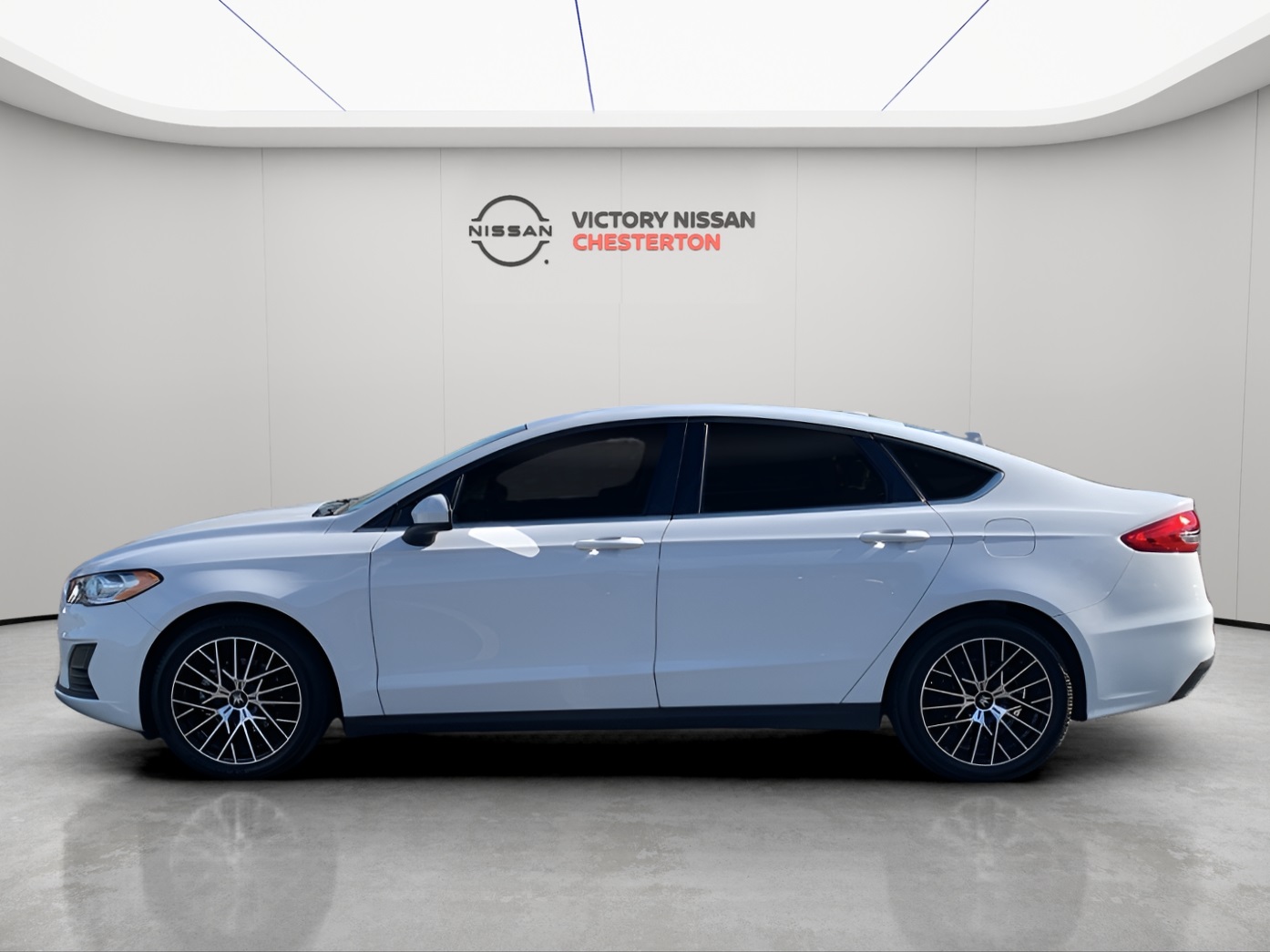 2020 Ford Fusion S photo 2
