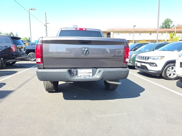 2024 Ram 1500 Classic Warlock photo 6
