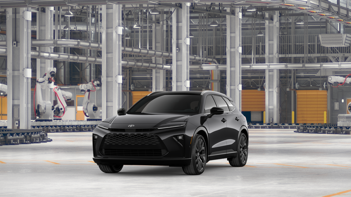 2026 Toyota Crown Signia Limited's photo