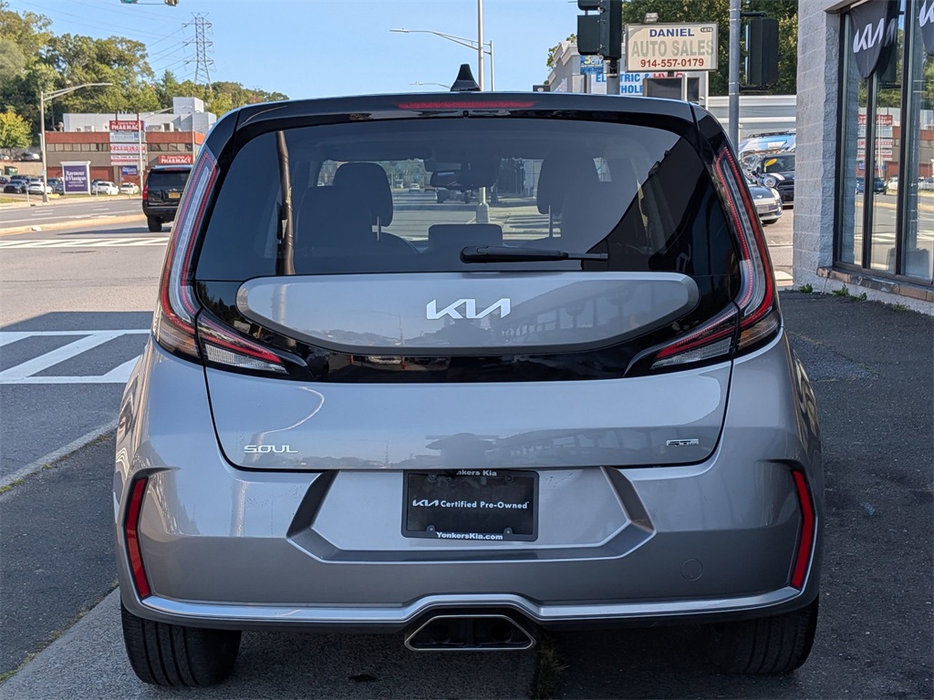 2023 Kia Soul GT-Line photo 3