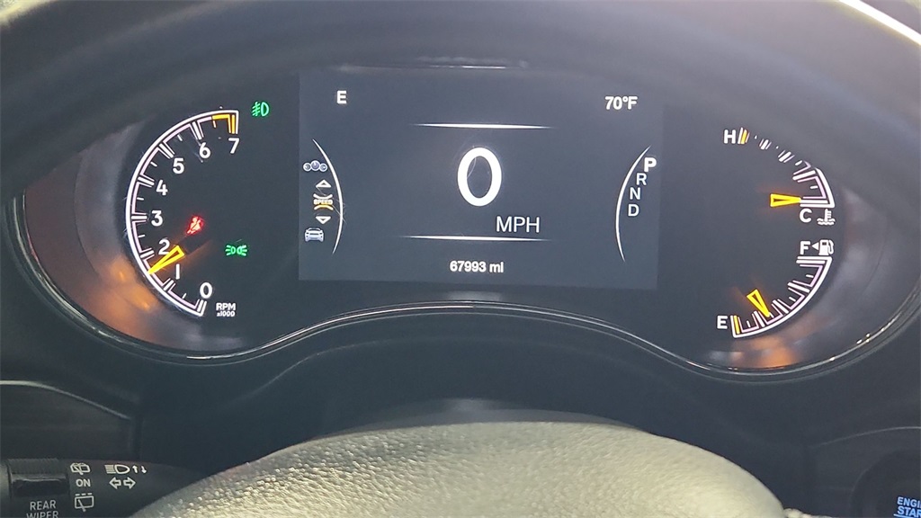 2021 Jeep Grand Cherokee Anniversary Edition photo 19