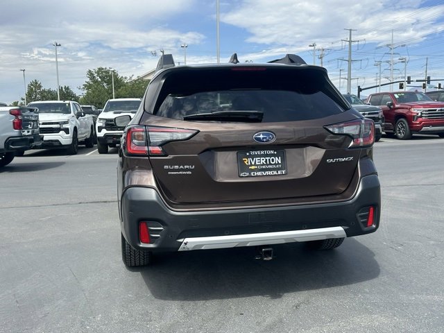 2021 Subaru Outback Limited photo 4