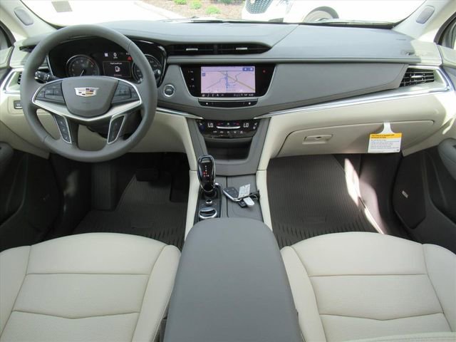 2025 Cadillac XT5 Premium Luxury photo 8