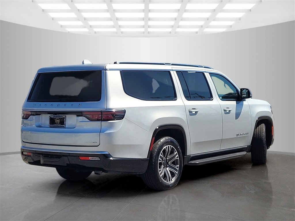 2023 Jeep Wagoneer L Series II photo 4