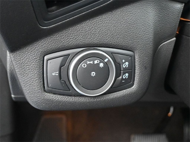 2019 Ford Escape S photo 17