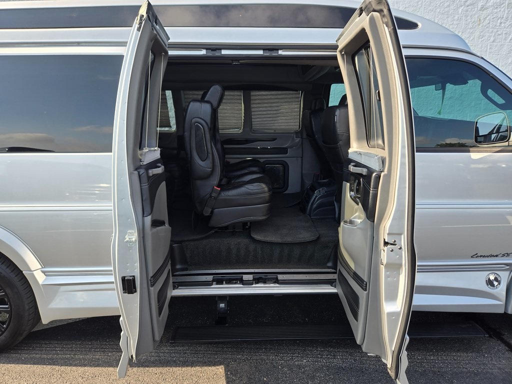 2020 Gmc Savana photo 23