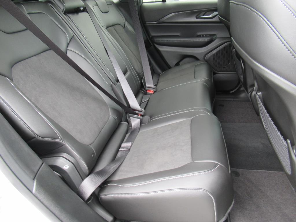 2025 Jeep Grand Cherokee Altitude photo 21
