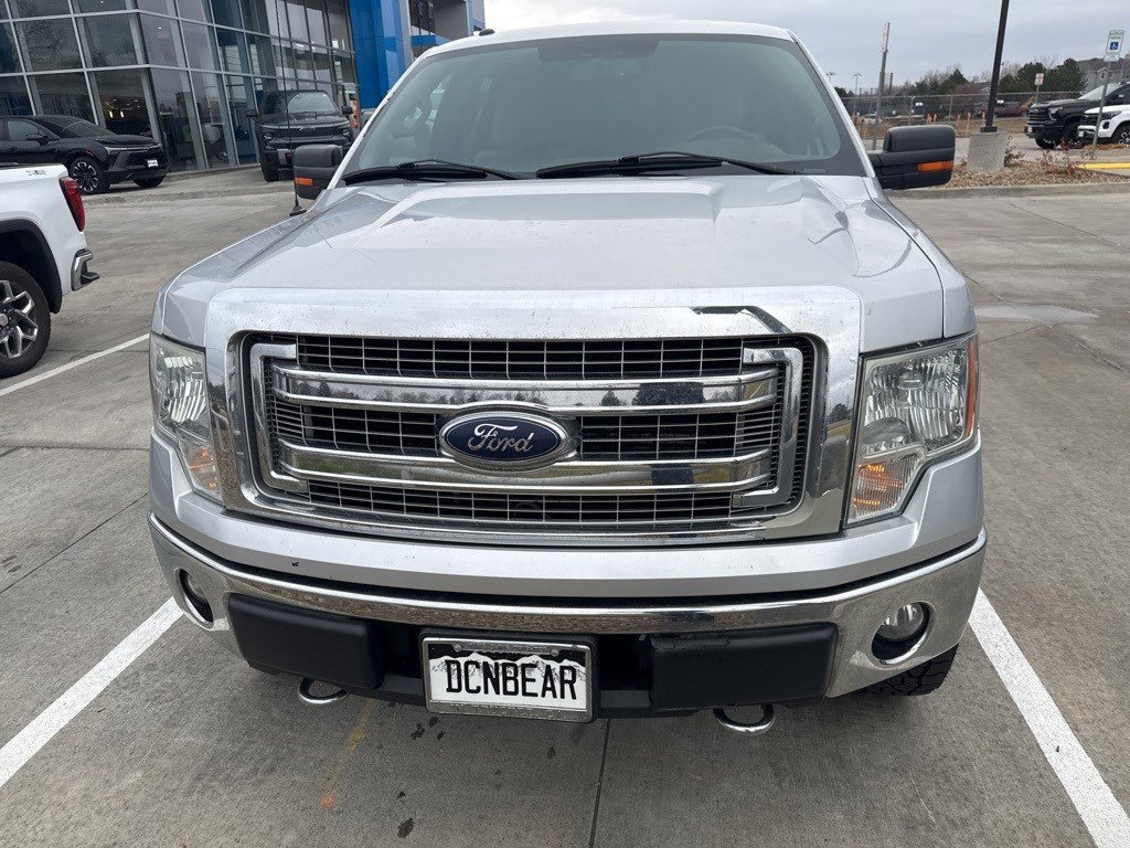 2014 Ford F-150 XLT photo 2