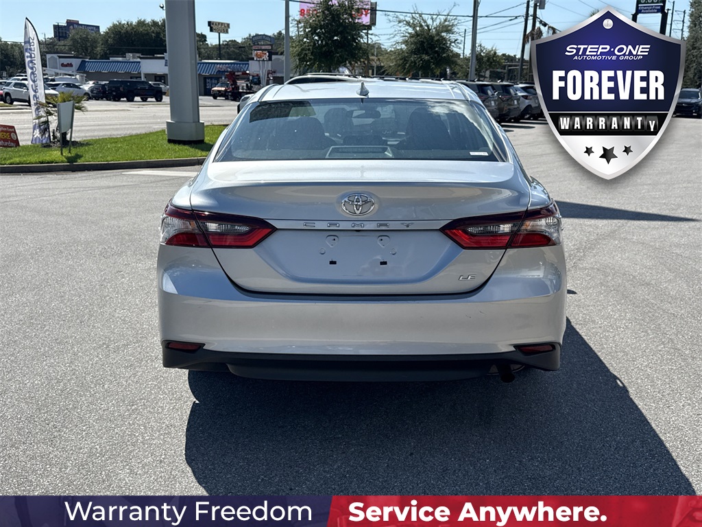 2023 Toyota Camry LE photo 4