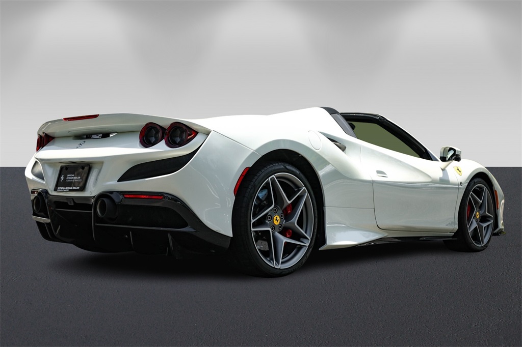 2022 Ferrari F8 Spider Base photo 3