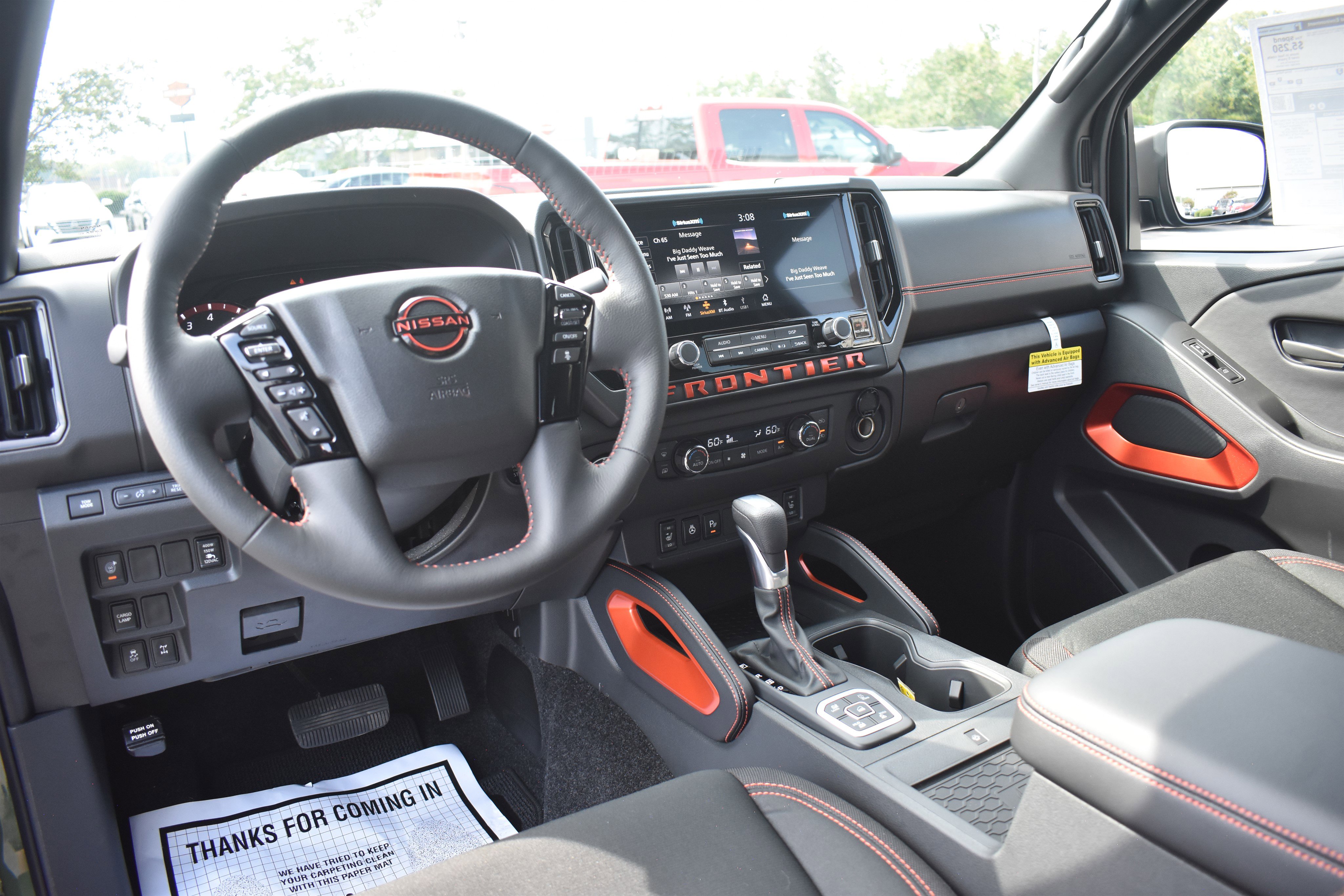2026 Nissan Frontier PRO-4X photo 8