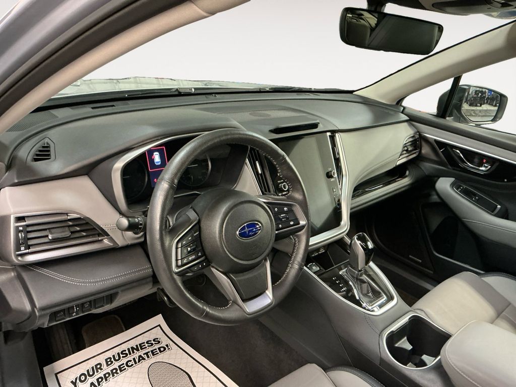 2024 Subaru Outback Limited photo 9