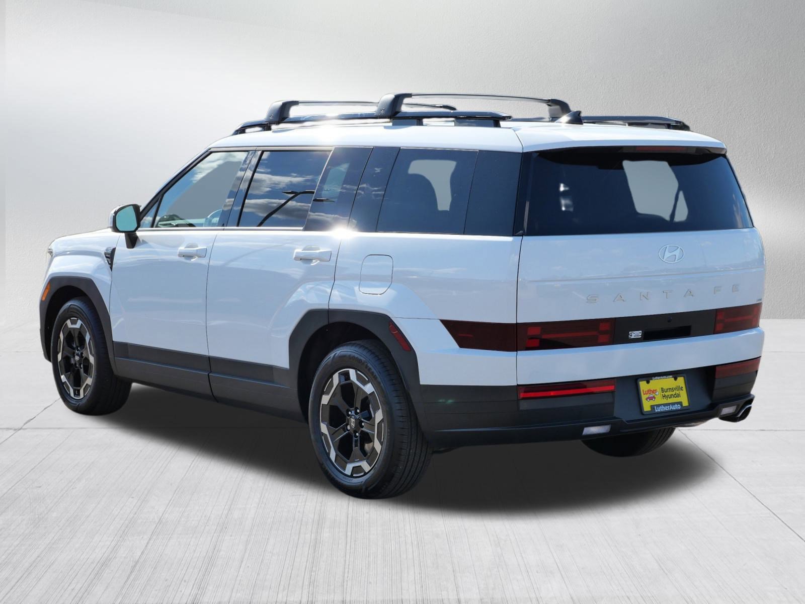 2025 Hyundai Santa Fe SEL photo 4