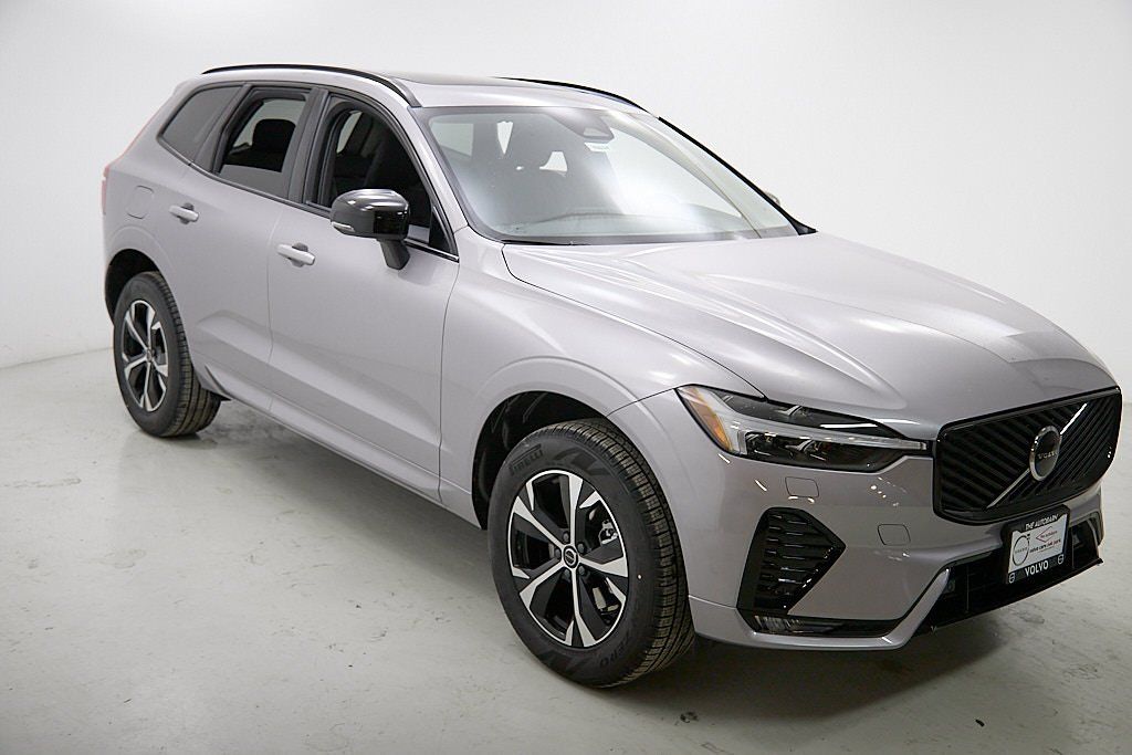 2026 VOLVO XC60 - Image 3