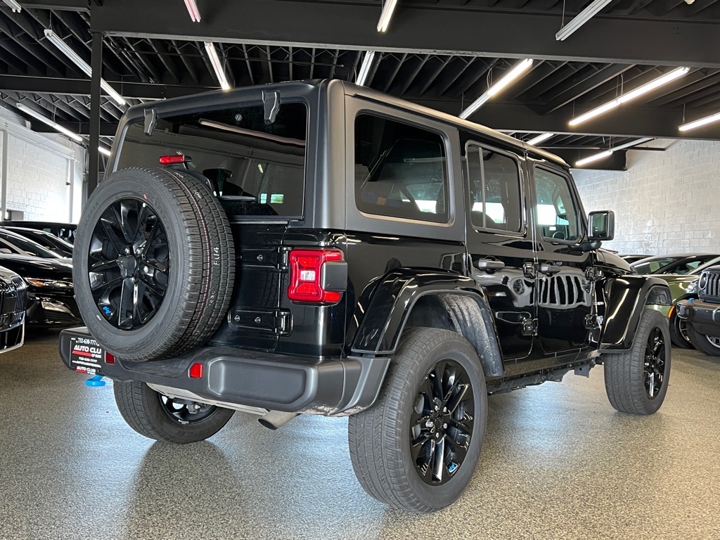 2023 Jeep Wrangler Sahara 4xe photo 6