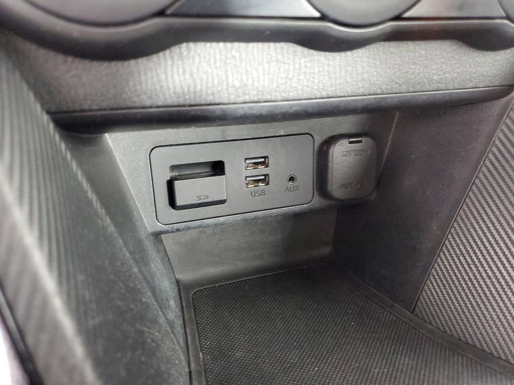 2017 Toyota Yaris iA Base photo 18