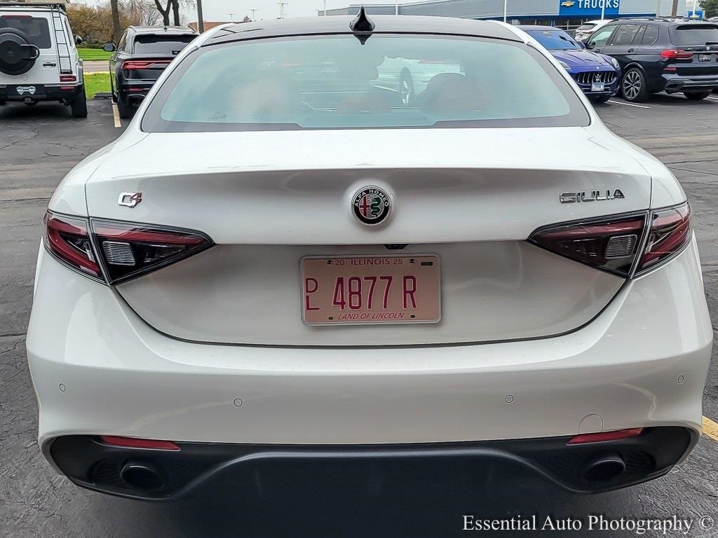 2025 Alfa Romeo Giulia Base photo 4