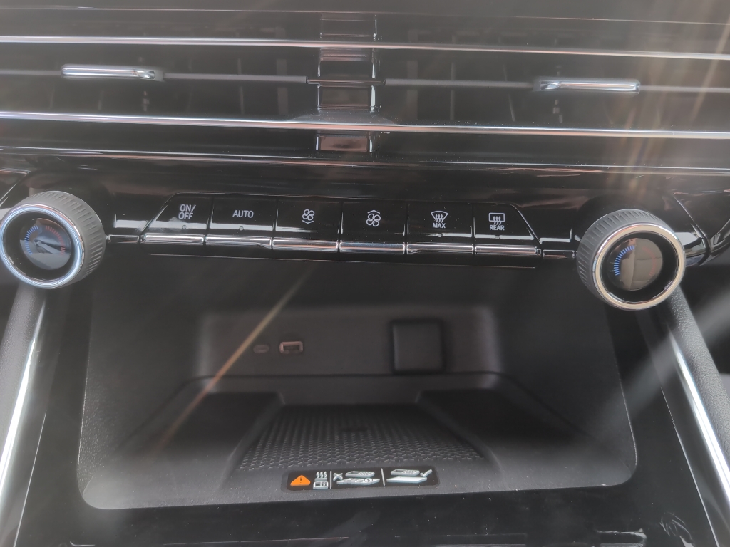2026 Chevrolet Traverse photo 13