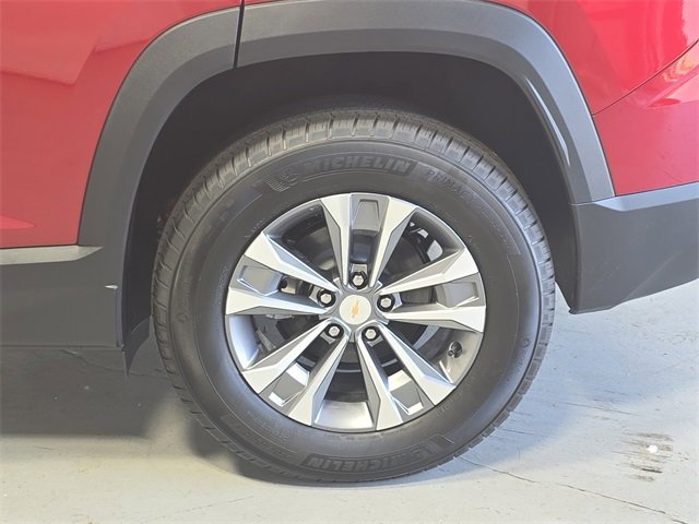 2026 Chevrolet Equinox LT photo 31