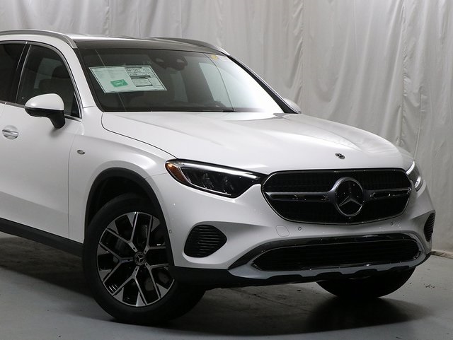 2025 Mercedes Benz GLC 350e 4MATIC photo 4
