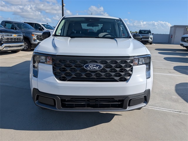 2025 Ford Maverick XLT photo 3